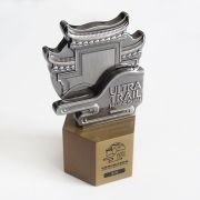 Running trophy