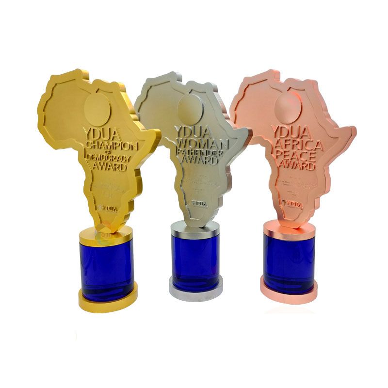 Women’s Event Trophy