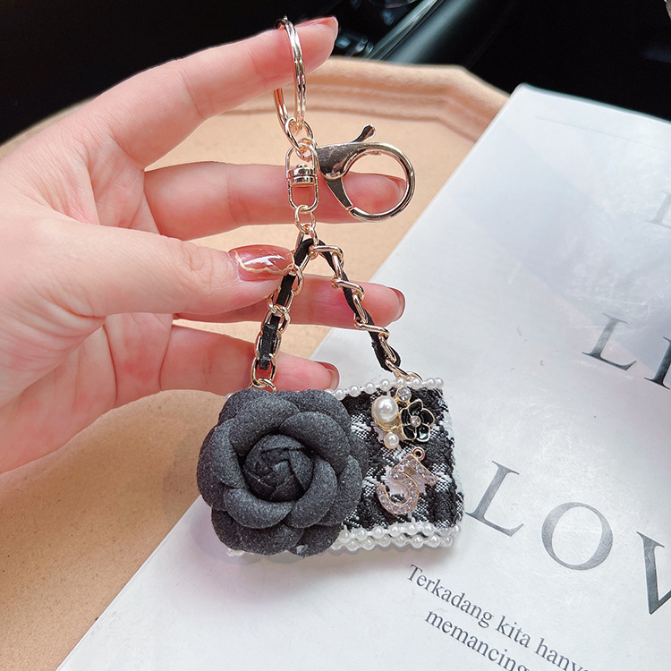 Rose keychain
