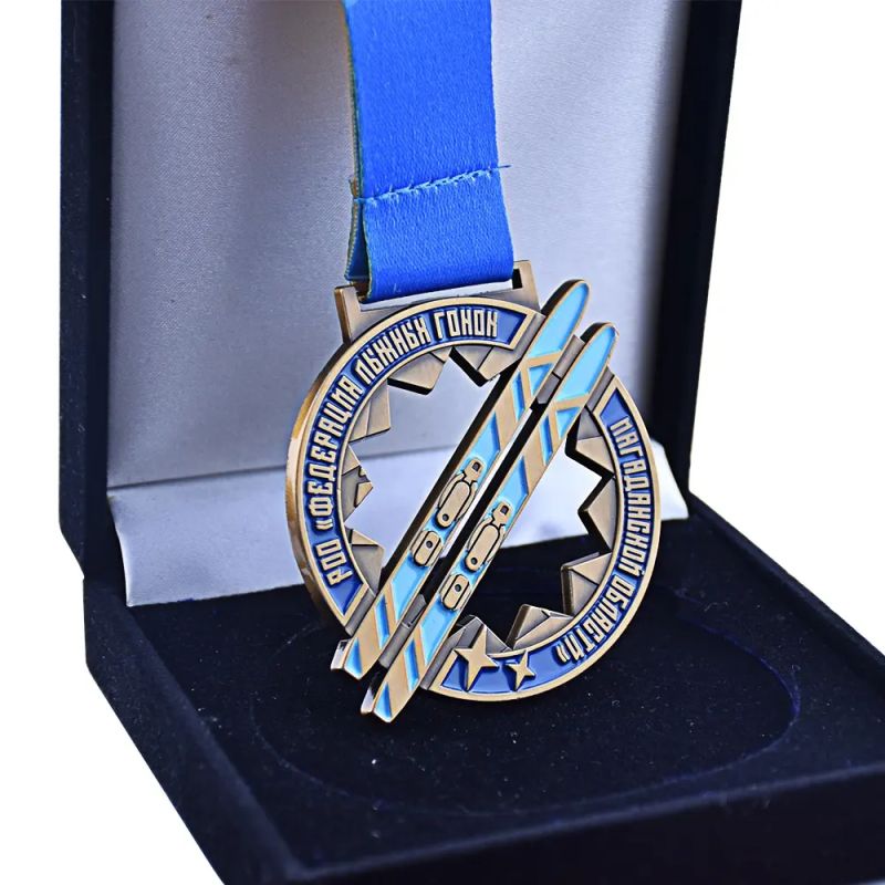Skiing medal