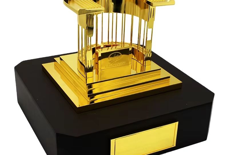 big run trophy​ 6-1