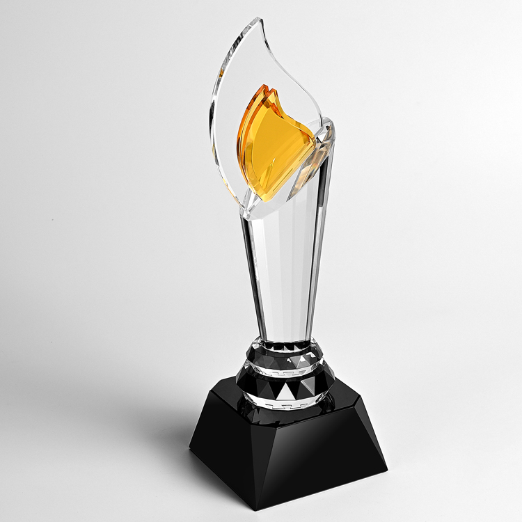 center trophy