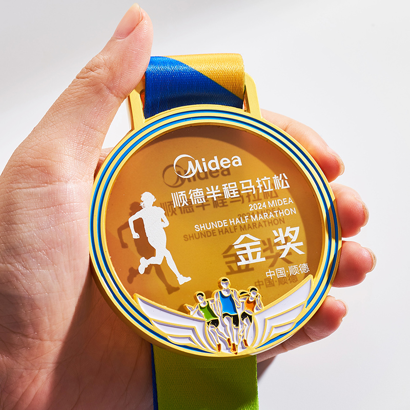 crystal medals​