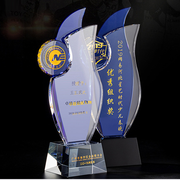 crystal trophies and awards