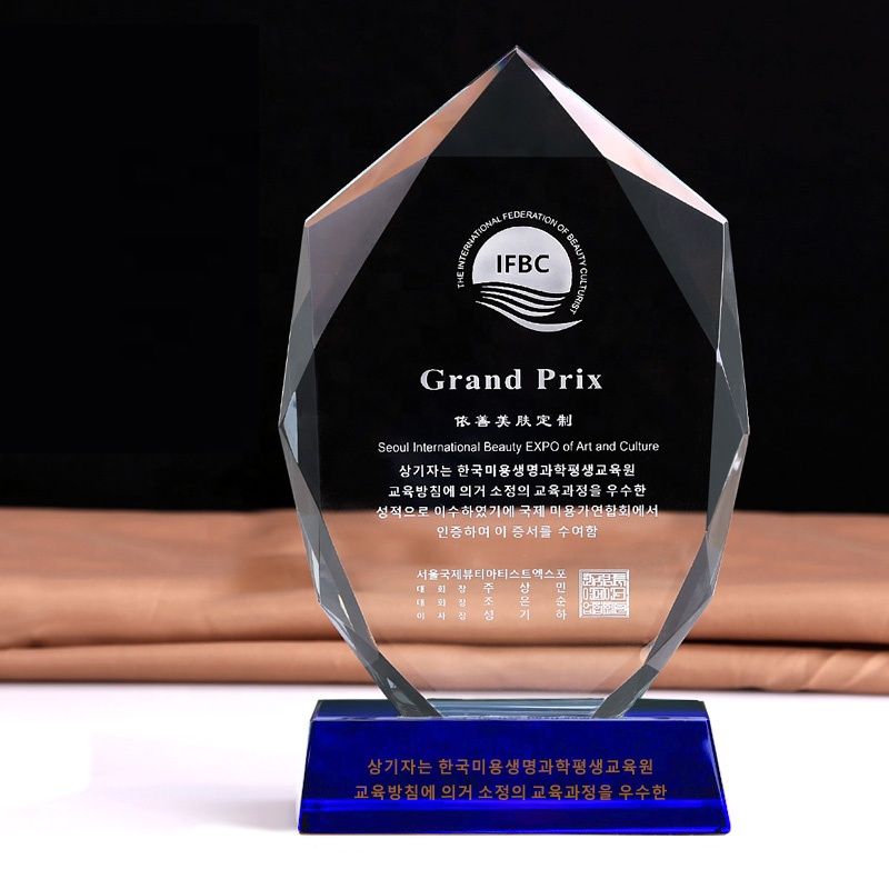 crystal trophy awards​