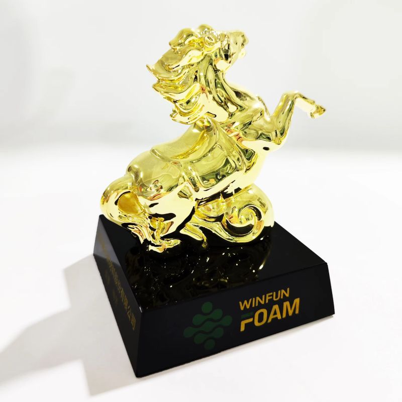 custom horse show awards