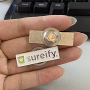 custom magnetic badges