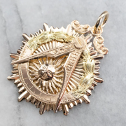 freemason medallion