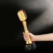golden globe award for best foreign language film