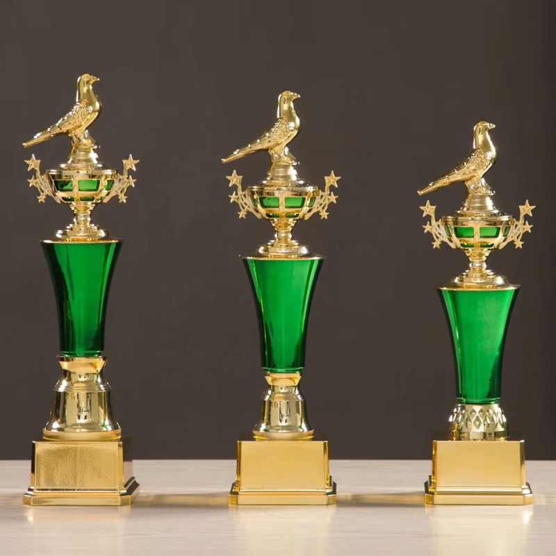 pigeon trophy design
