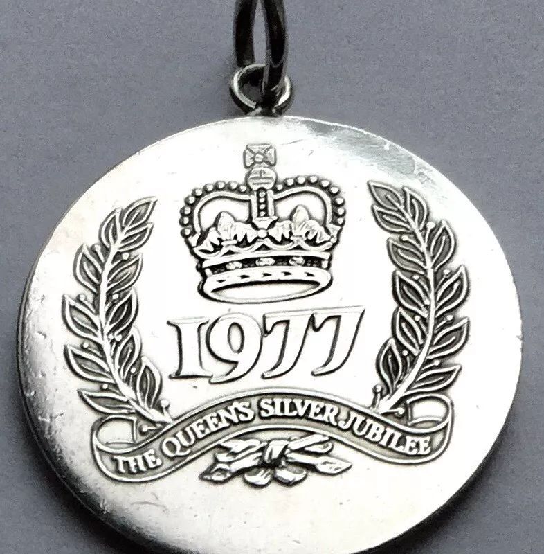 queens medallion