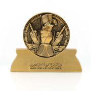 royal commemorative plates​