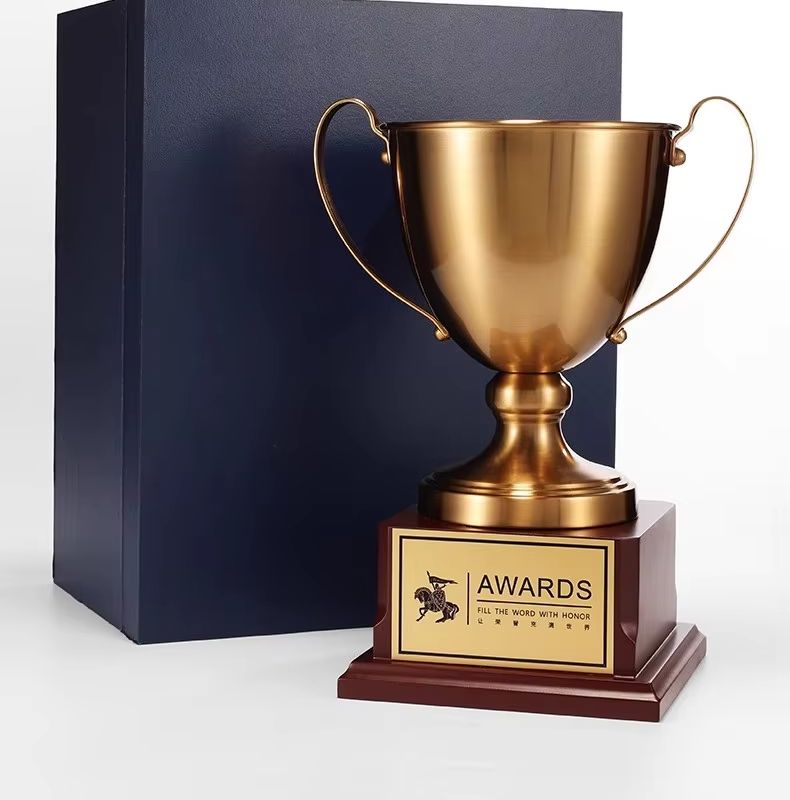 the great divide football trophy